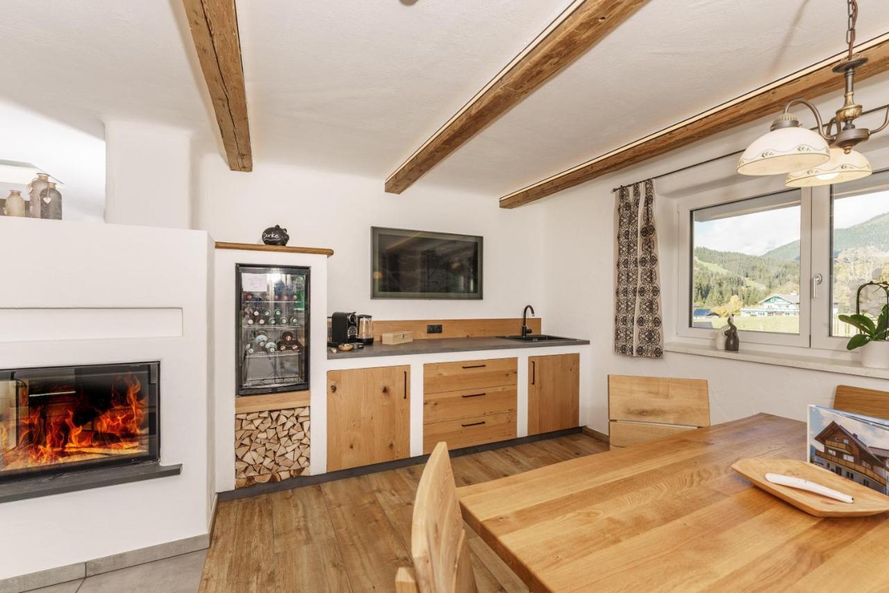 Deluxe Appartement Blasbichlerhof 람자우 암 다흐스타인 외부 사진